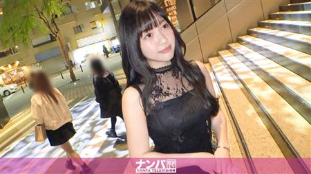 200GANA-3081 マジ軟派、初撮。 2068 全ての男を勃たせるG乳おっぱいに即ダイブ！乳首をこねくり回すだけでいやらしく痙攣してイク！！騎乗位をすれば自ら腰をフリフリ何度絶頂しても止まらない！！！スポーツ選手からDMがめちゃくちゃ来るのも納得！ガチエロ大当たり～♪