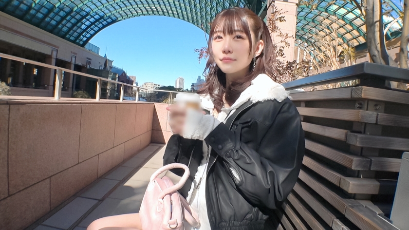 SIRO-5511 Dimples Are Love Traps! An Idol-Level, Small-Animal-Type Girl Wants to Explore Pleasure?! Her Exposed Thighs in Boots and Miniskirt Entice Men! Sweet Service Blowjob and Upward Glances…
